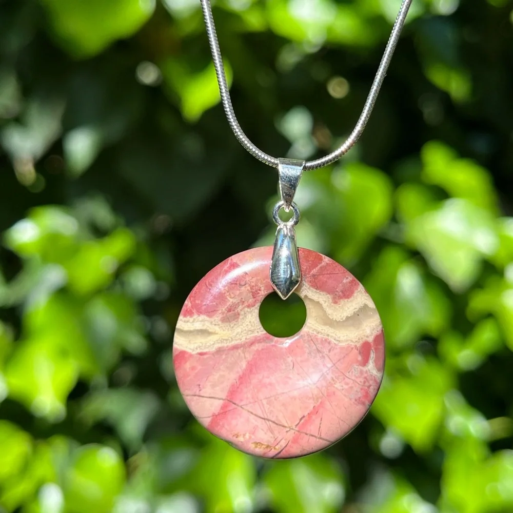 925 silver‎ plated donut shape rhodonite pendant